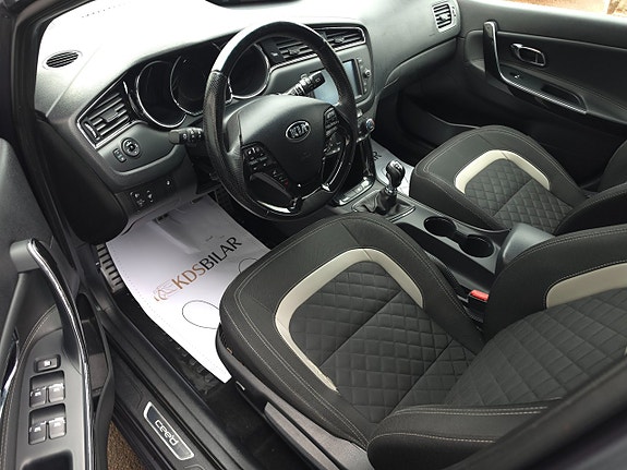 Kia Ceed 9 of 13