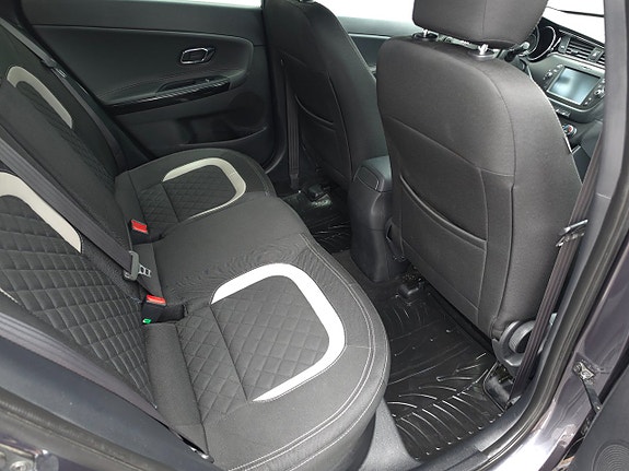 Kia Ceed 10 of 13