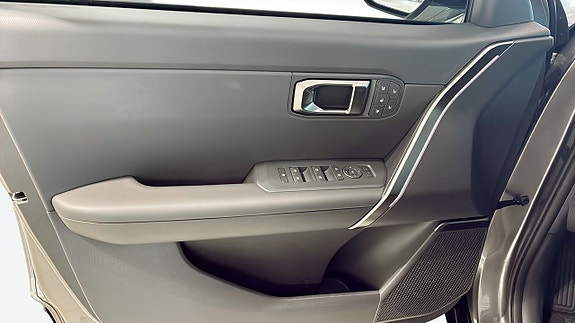 Kia Seltos 11 of 12