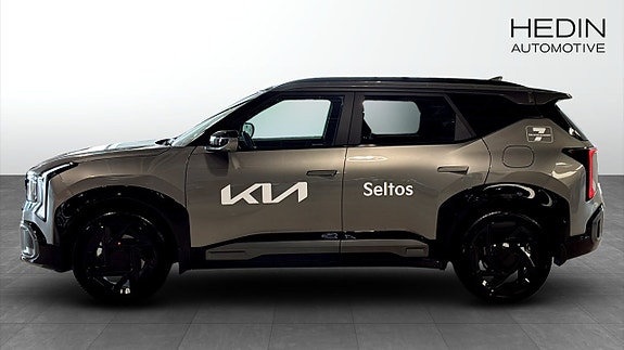 Kia Seltos 6 of 12