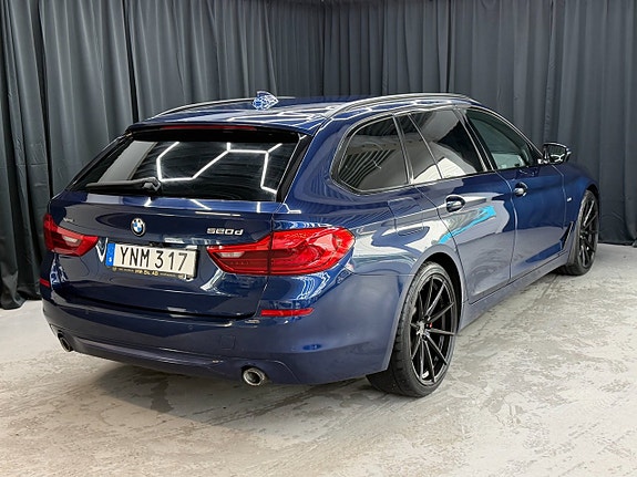 BMW 520d 4 of 14