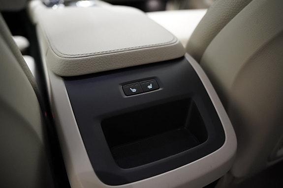 Volvo XC90 23 of 27