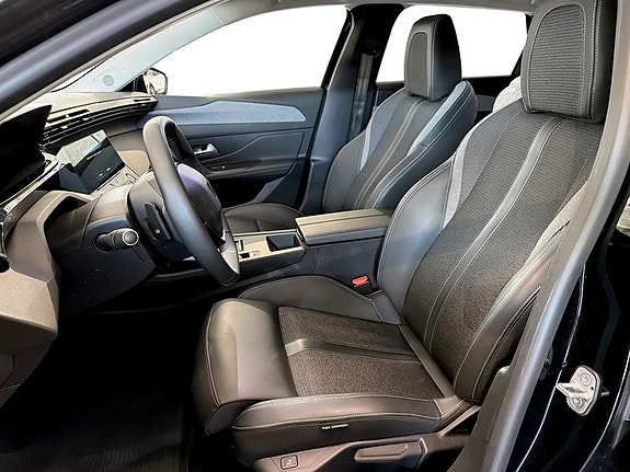 Peugeot 308 SW 4 of 16