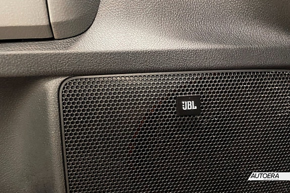 Toyota Tundra 18 of 25
