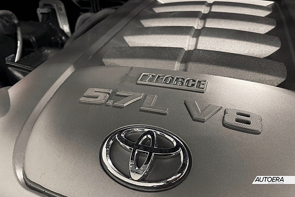 Toyota Tundra 25 of 25