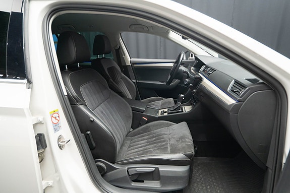 Skoda Superb 16 of 23
