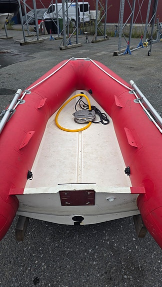 Brig 270 RIB Yamaha 6hk 2-takt 2 of 5