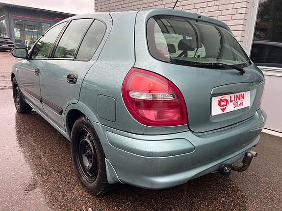 Nissan Almera 6 of 21