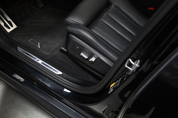 BMW X5 13 of 25