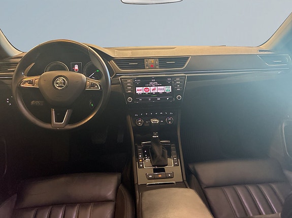 Skoda Superb 8 of 19