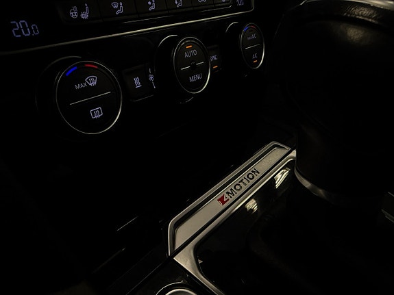 Volkswagen Passat 19 of 27