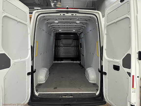 Volkswagen Crafter 35 10 of 15