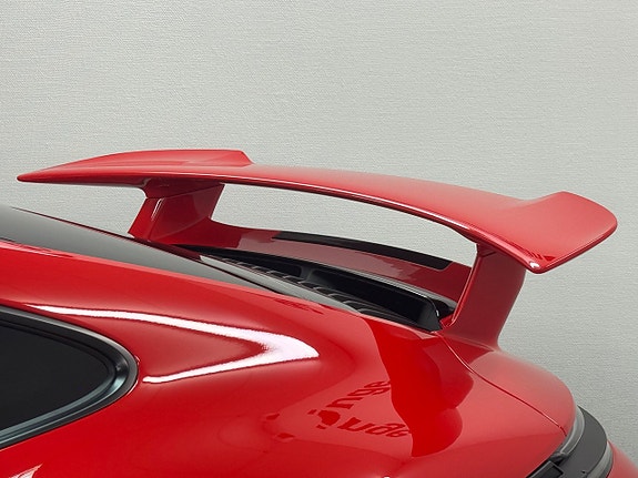 Porsche 911 Carrera GTS 18 of 22