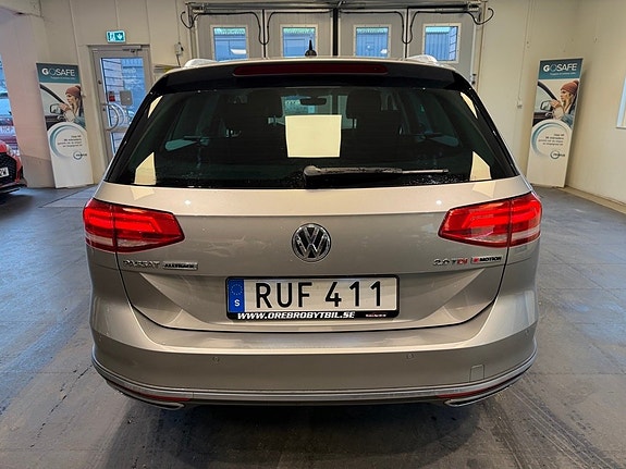Volkswagen Passat Alltrack 22 of 23