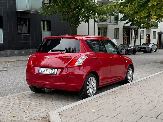 Suzuki Swift 4 of 12