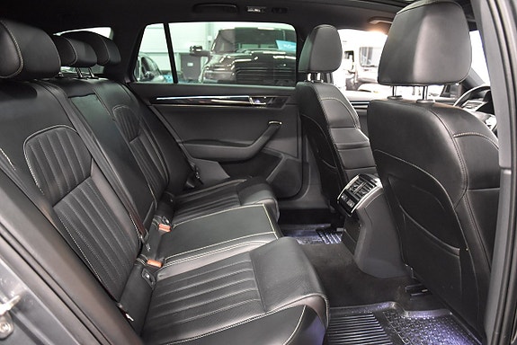 Skoda Superb 15 of 30
