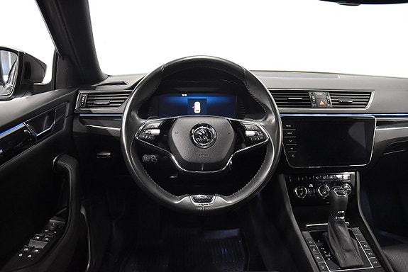 Skoda Superb 2 of 30