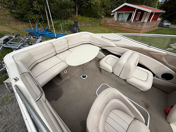 Maxum 2300 SR Mercruiser 5.7 260hk Alpha One rejäl Trailer 13 of 15