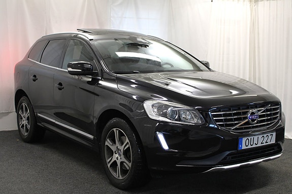 Volvo XC60 2 of 30
