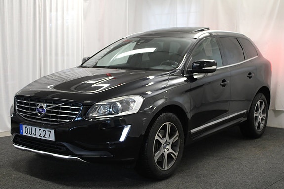 Volvo XC60 3 of 30