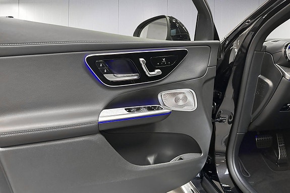 Mercedes-Benz GLC300 de 12 of 19
