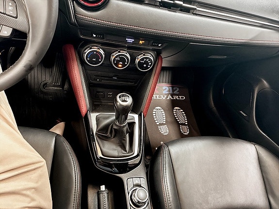 Mazda CX-3 10 of 15