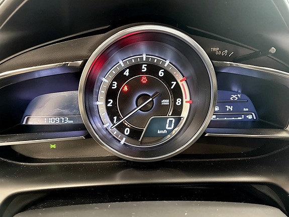 Mazda CX-3 8 of 15