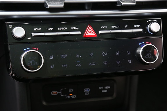 Hyundai Tucson 23 of 29