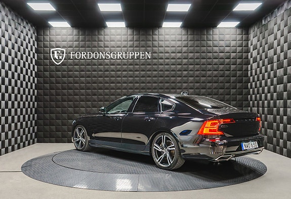 Volvo S90 4 of 27