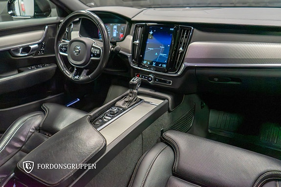Volvo S90 21 of 27