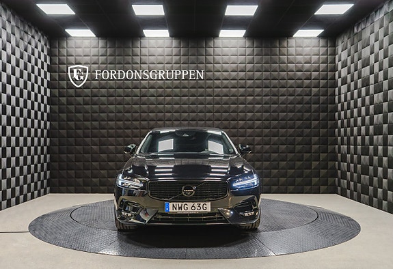 Volvo S90 12 of 27