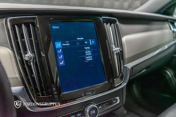 Volvo S90 22 of 27