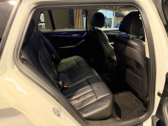 BMW 520d 27 of 30