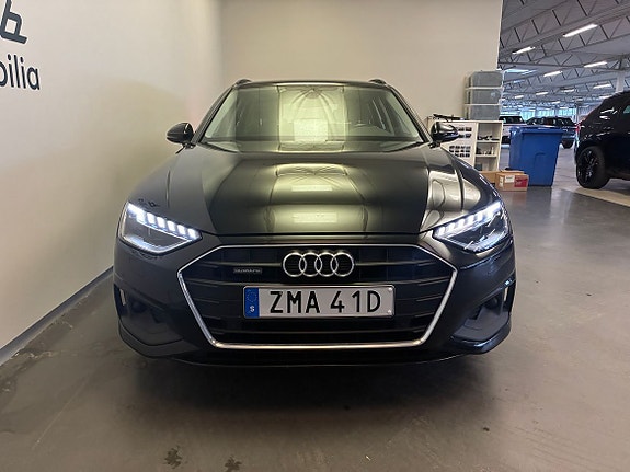 Audi A4 2 of 18