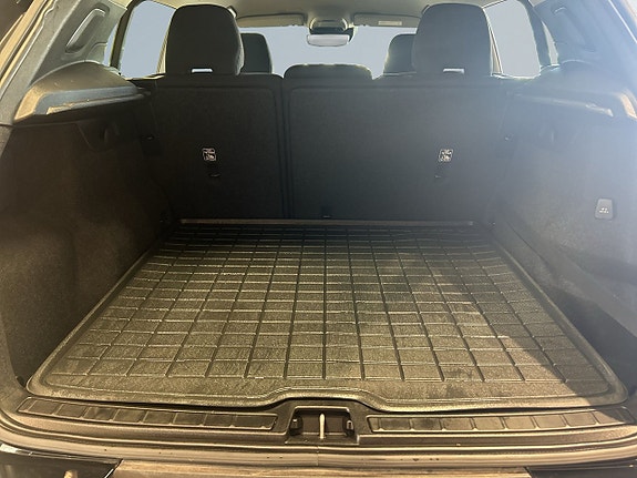 Volvo XC40 12 of 18