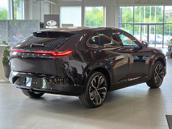 Mazda CX-6e 3 of 20