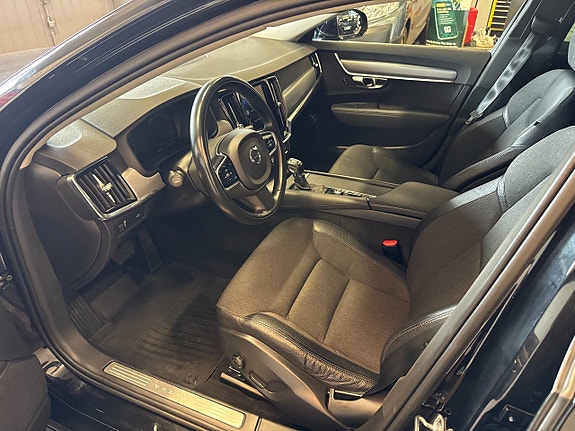 Volvo V90 12 of 22