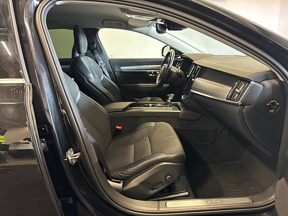 Volvo V90 9 of 22