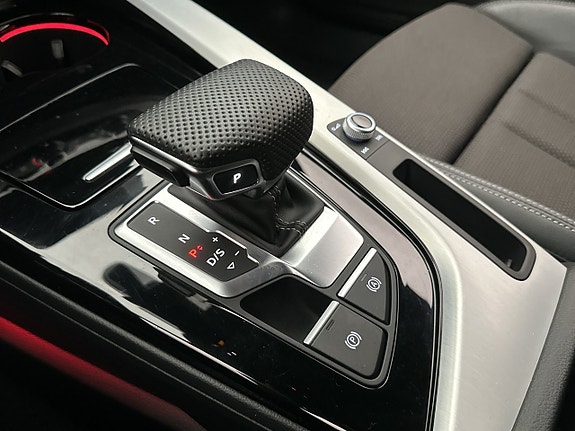 Audi A4 25 of 30