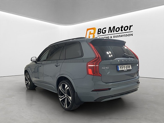 Volvo XC90 6 of 21