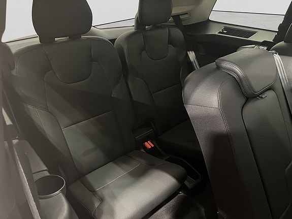 Volvo XC90 12 of 21