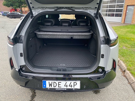 Mazda CX-6e 9 of 15