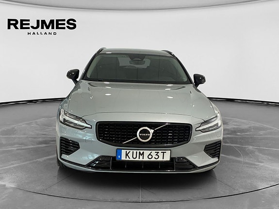 Volvo V60 9 of 15