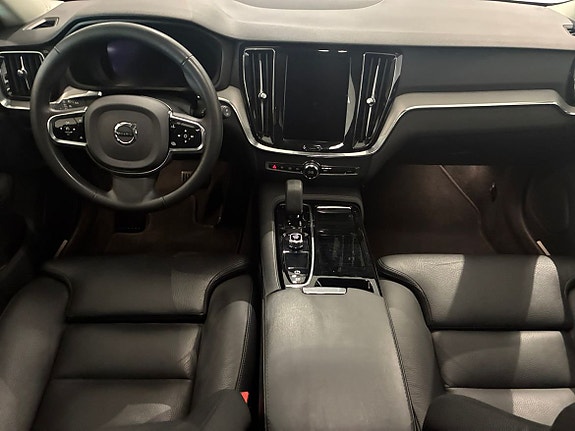 Volvo V60 6 of 15