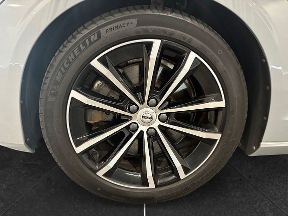 Volvo V60 10 of 15