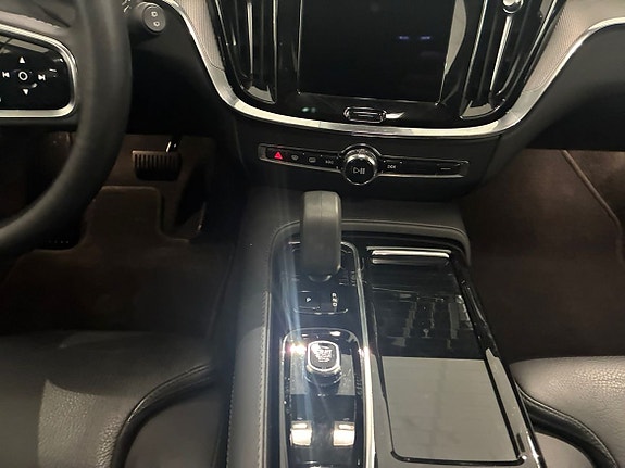 Volvo V60 13 of 15