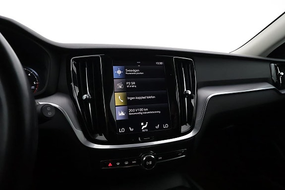 Volvo V60 Cross Country 12 of 21