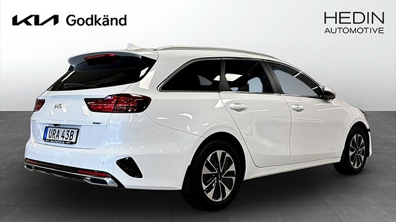 Kia Ceed 2 of 12