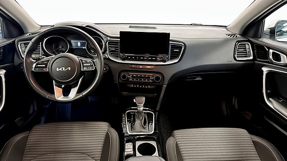 Kia Ceed 4 of 12