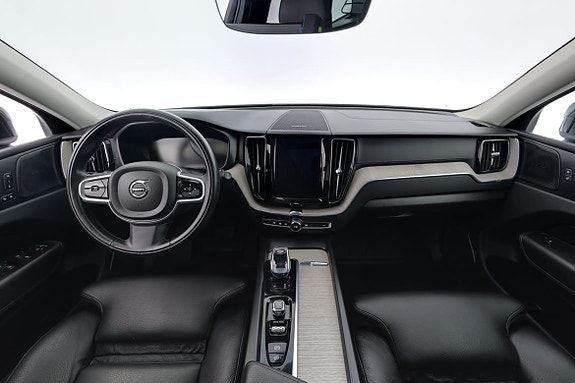Volvo XC60 7 of 20